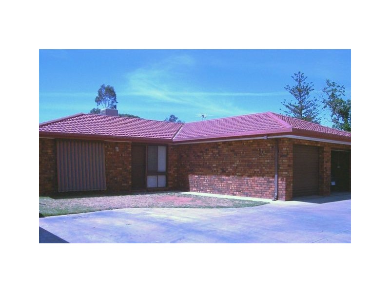 2/17 Steven Street, Mildura VIC 3500