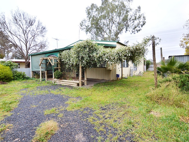 722 Woomera Avenue, Red Cliffs VIC 3496