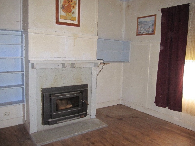 49 Sutcliff Street, Sea Lake VIC 3533