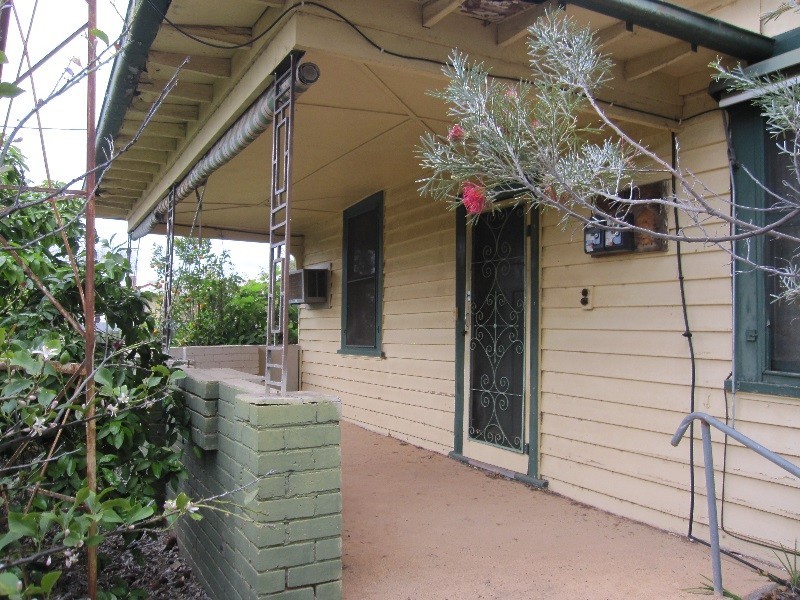 49 Sutcliff Street, Sea Lake VIC 3533