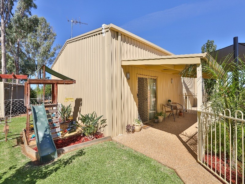 423 Dairtnunk Avenue, Cardross VIC 3496