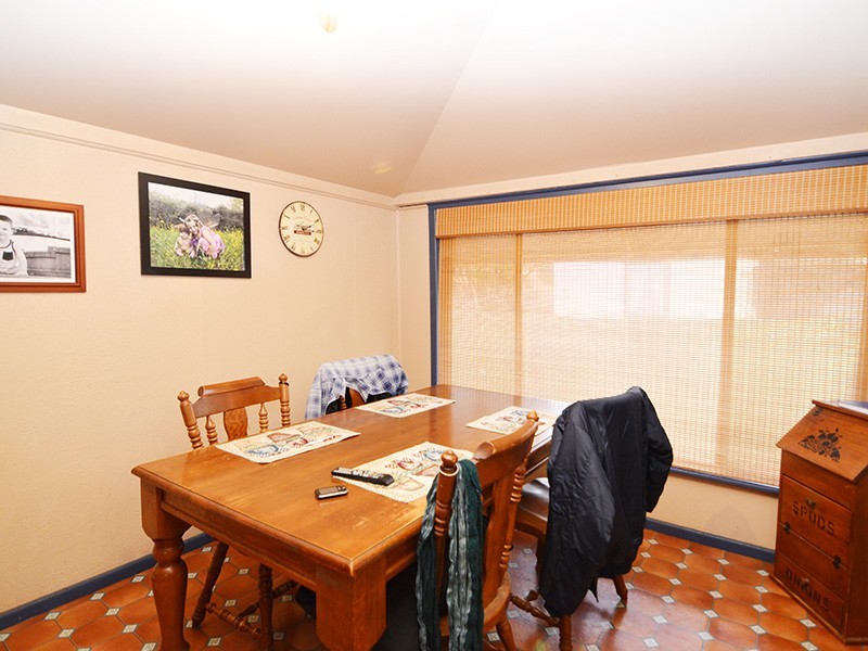 25 Heytsbury Avenue, Red Cliffs VIC 3496