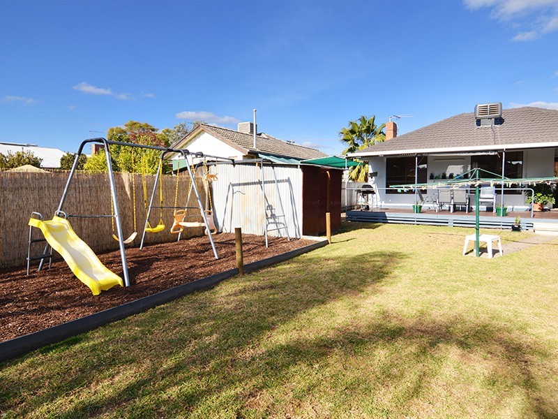 11 Brian Crescent, Mildura VIC 3500