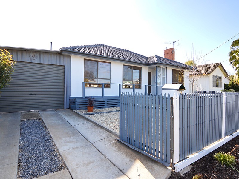 11 Brian Crescent, Mildura VIC 3500