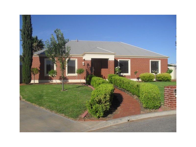 4 Sunset Court, Mildura VIC 3500