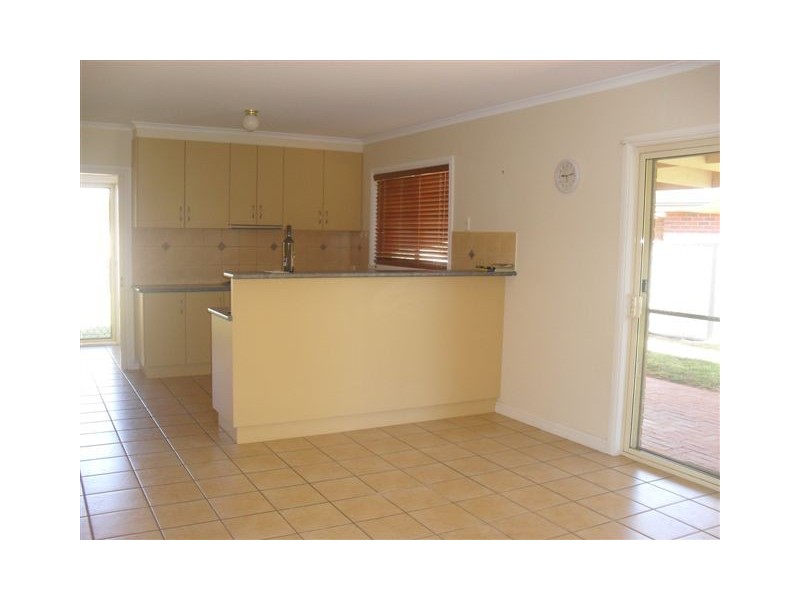4 Sunset Court, Mildura VIC 3500