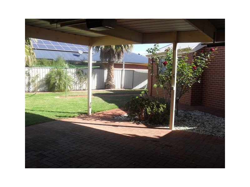 4 Sunset Court, Mildura VIC 3500
