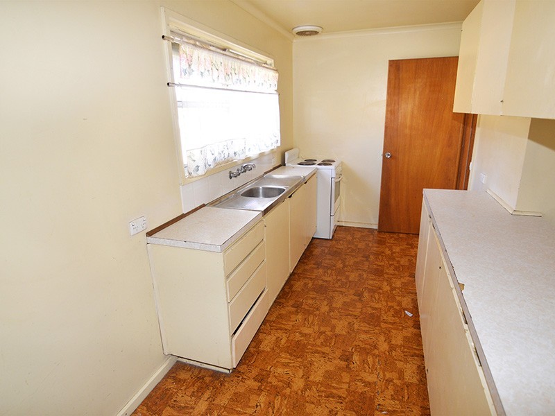 11 Namoi Avenue, Red Cliffs VIC 3496