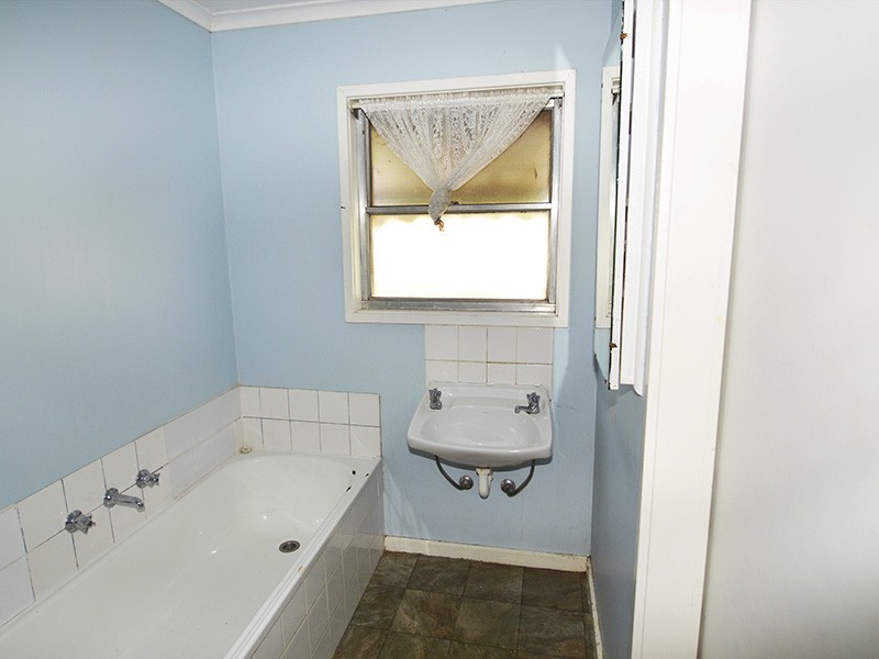 11 Namoi Avenue, Red Cliffs VIC 3496