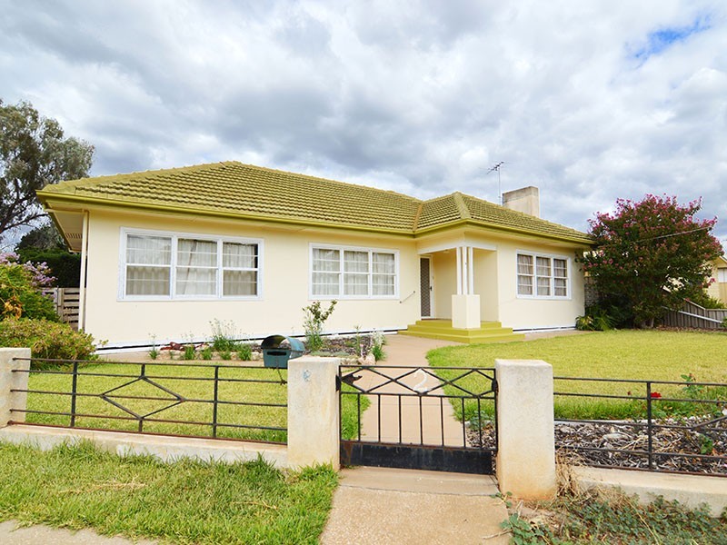 2 Mimosa Avenue, Mildura VIC 3500