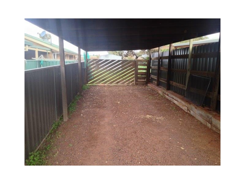 16 Arnott Street, Robinvale VIC 3549