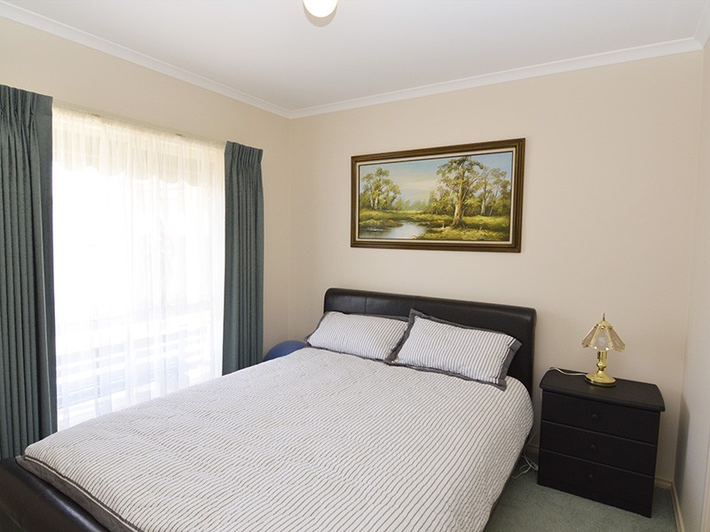 2/125 Commercial Street, Merbein VIC 3505