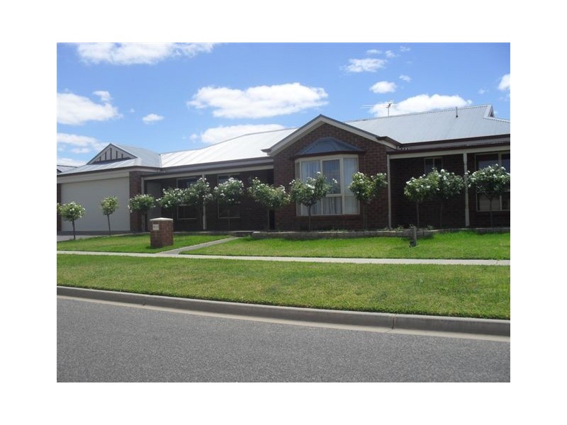 1 Balmoral Place, Mildura VIC 3500