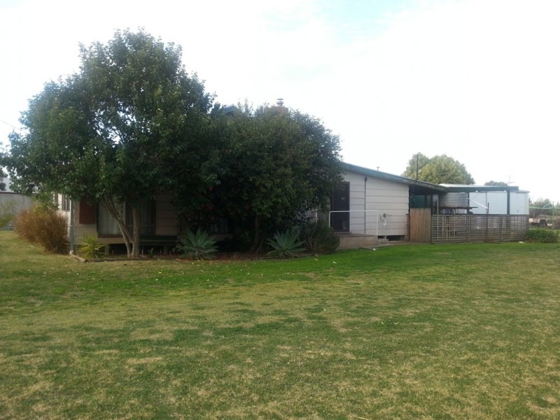 5 Kuranda Avenue, Sunnycliffs VIC 3496