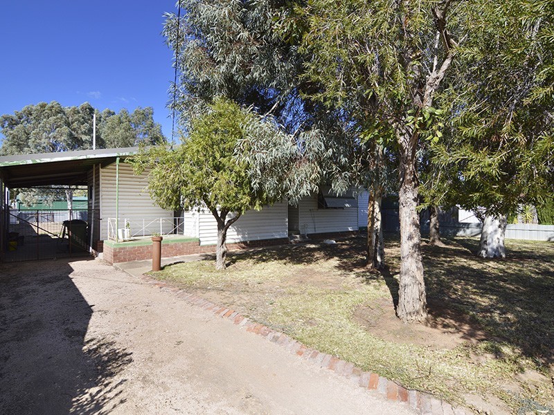 153 Adams Street, Wentworth NSW 2648