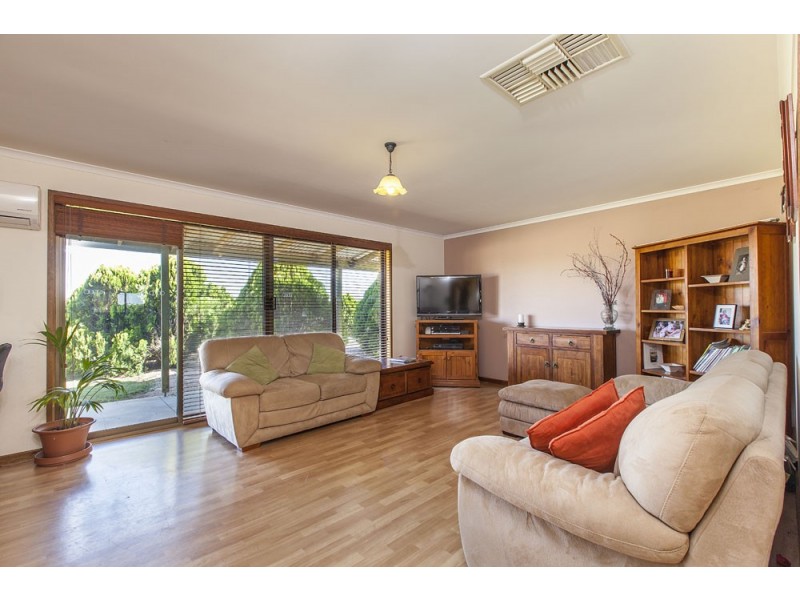 135 Dyar Avenue, Cabarita VIC 3505