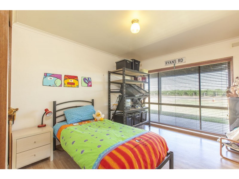 135 Dyar Avenue, Cabarita VIC 3505