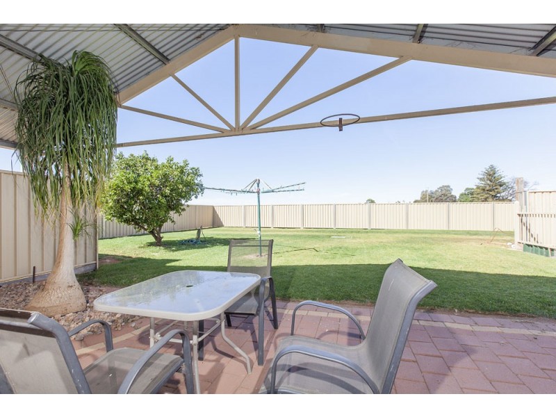 135 Dyar Avenue, Cabarita VIC 3505