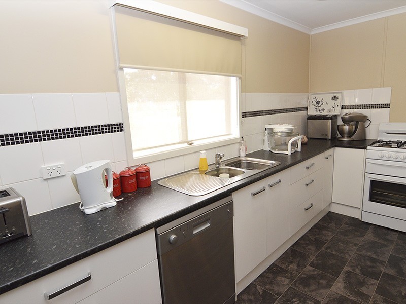 29 Matong Street, Dareton NSW 2717