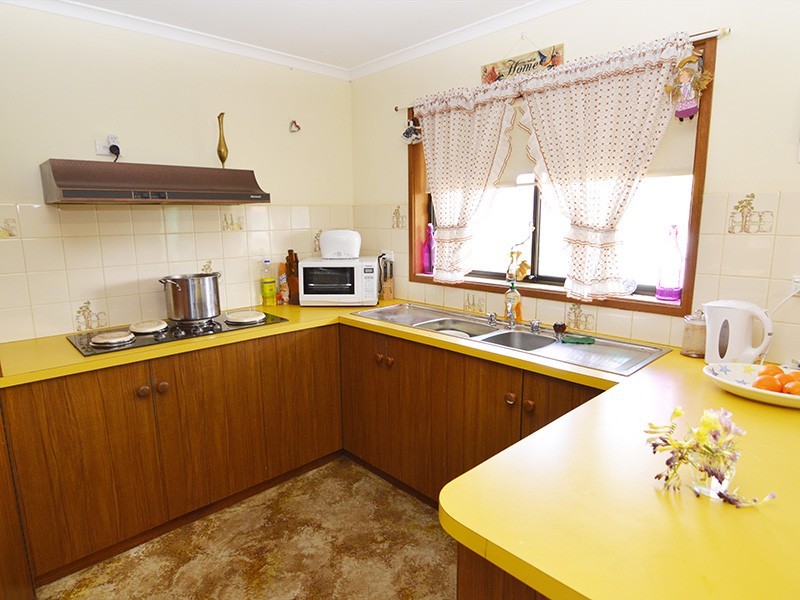 12 Riverview Drive, Dareton NSW 2717