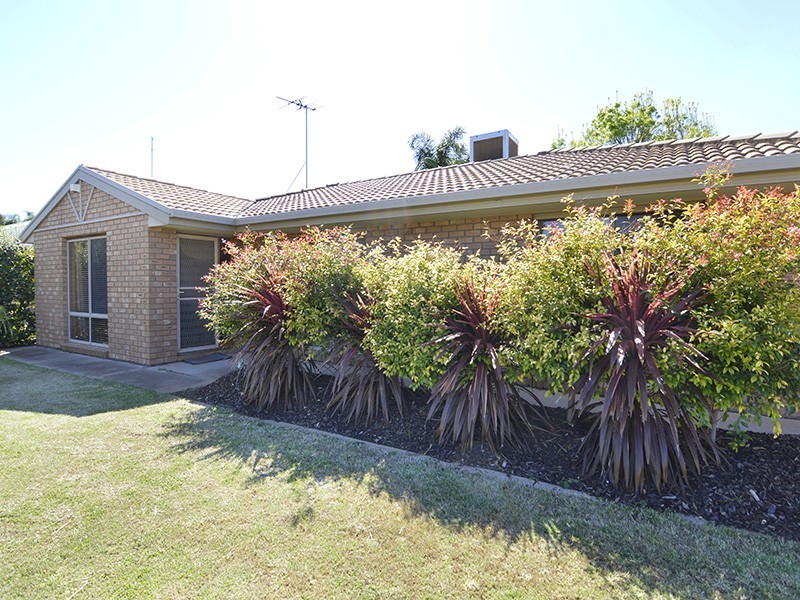 40 Crane Drive, Buronga NSW 2739