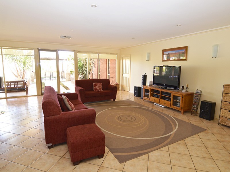 51 Belleview Drive, Irymple VIC 3498