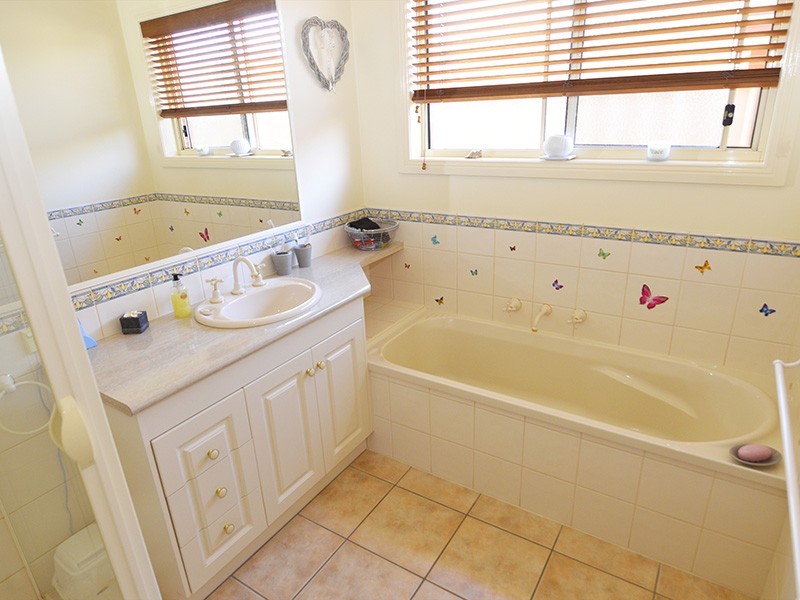 51 Belleview Drive, Irymple VIC 3498