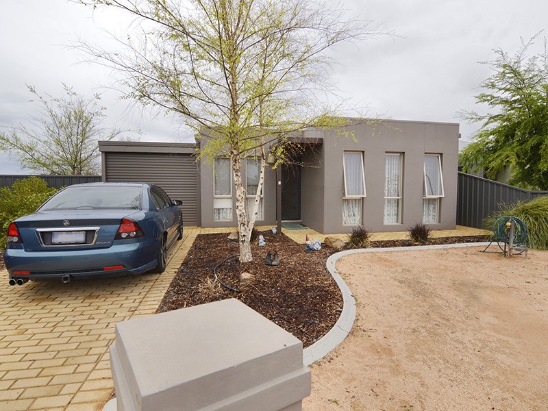 9 Burdekin Court, Red Cliffs VIC 3496