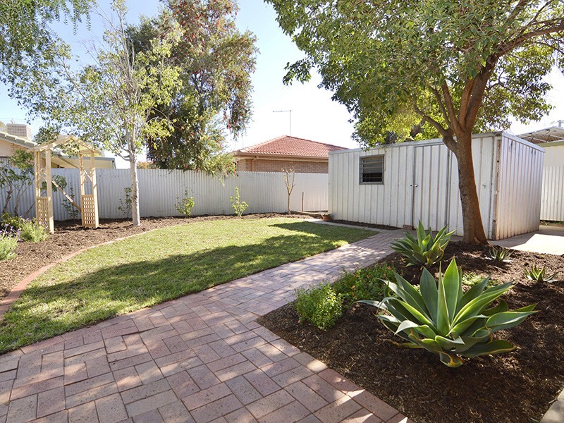 21 Euneva Drive, Mildura VIC 3500