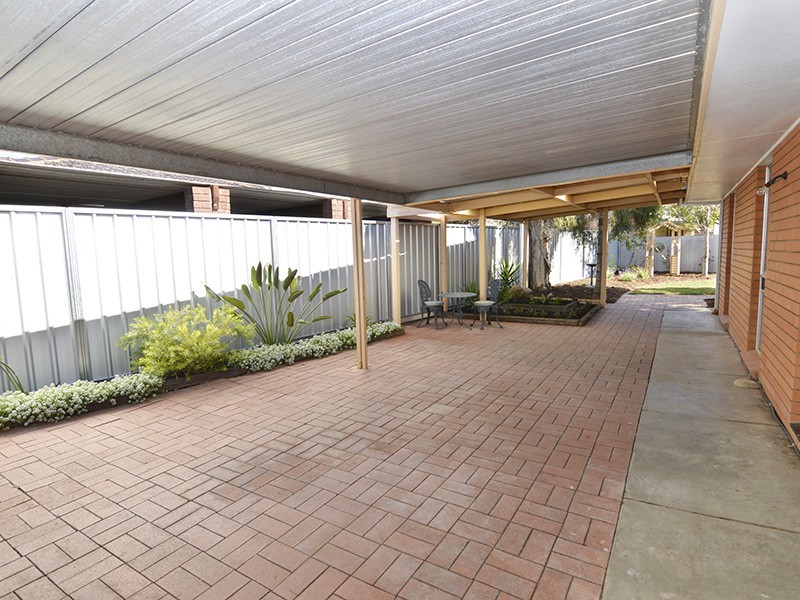 21 Euneva Drive, Mildura VIC 3500