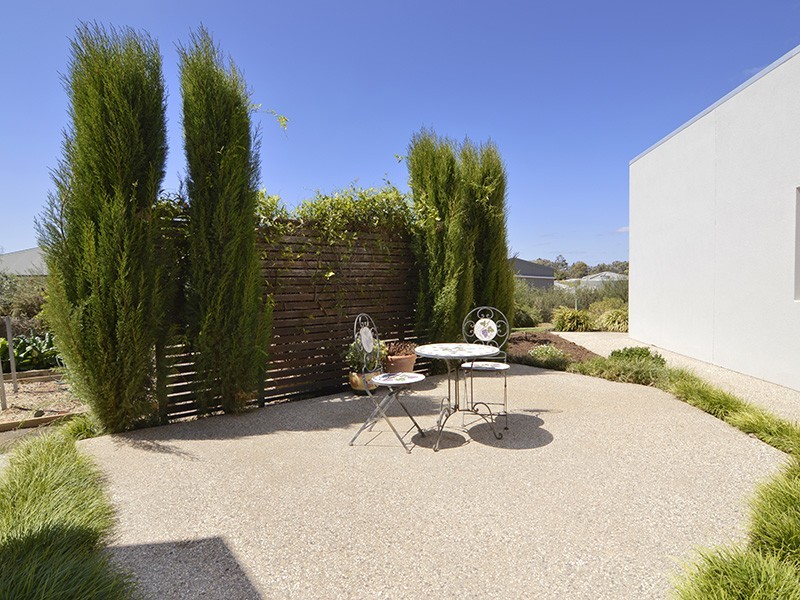 4 Forrester Court, Nichols Point VIC 3501