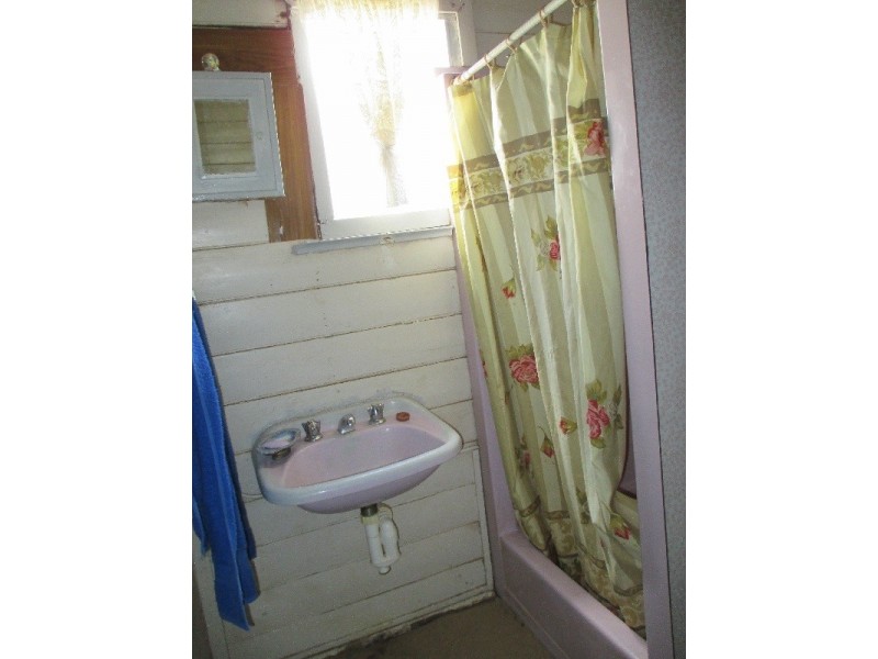 8 Park Street, Sea Lake VIC 3533