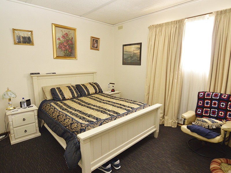 376 Deakin Avenue, Mildura VIC 3500