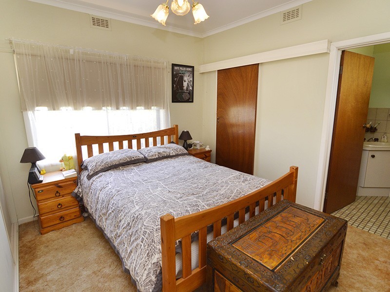 57 Dean Road, Robinvale VIC 3549