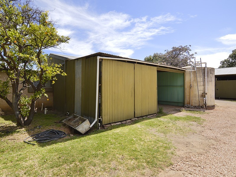 57 Dean Road, Robinvale VIC 3549
