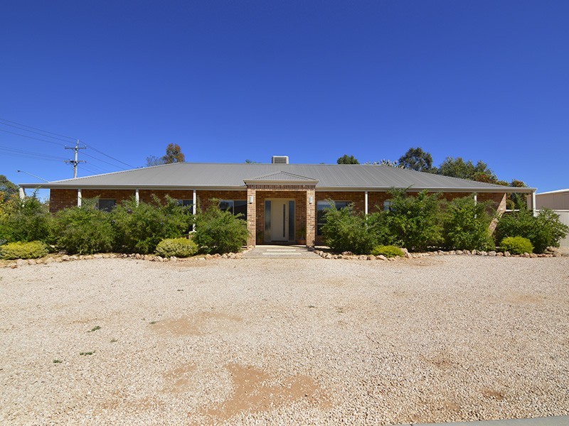 20 Wood Street, Gol Gol NSW 2738
