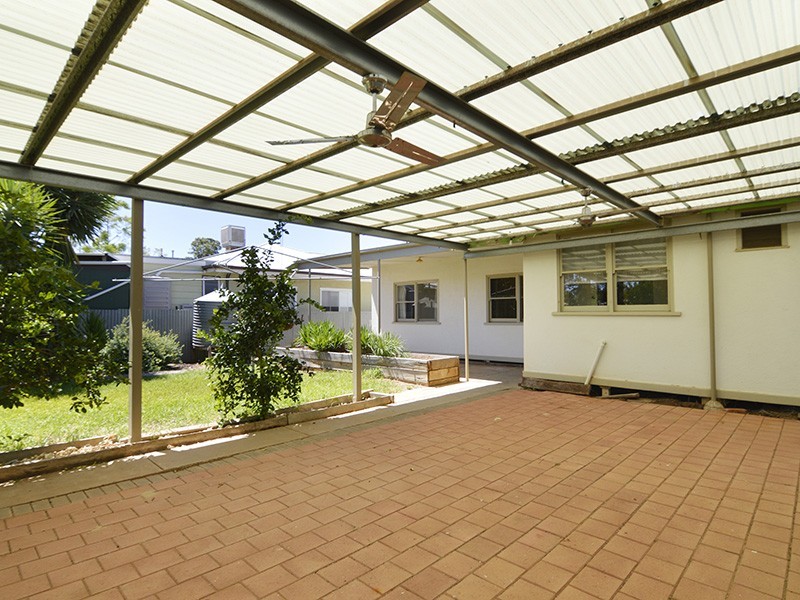 8 Tecoma Street, Red Cliffs VIC 3496