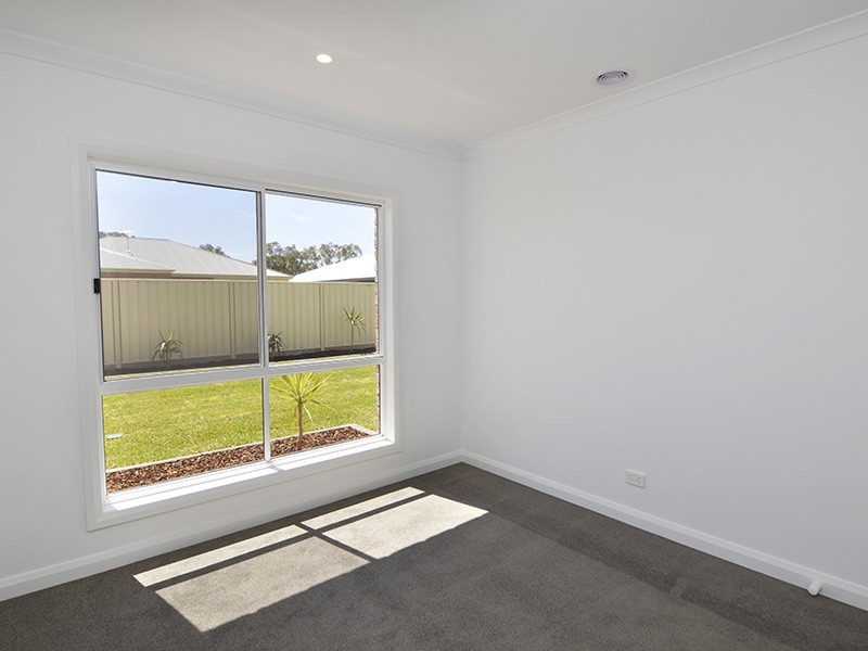 8 Olivia Drive, Mildura VIC 3500