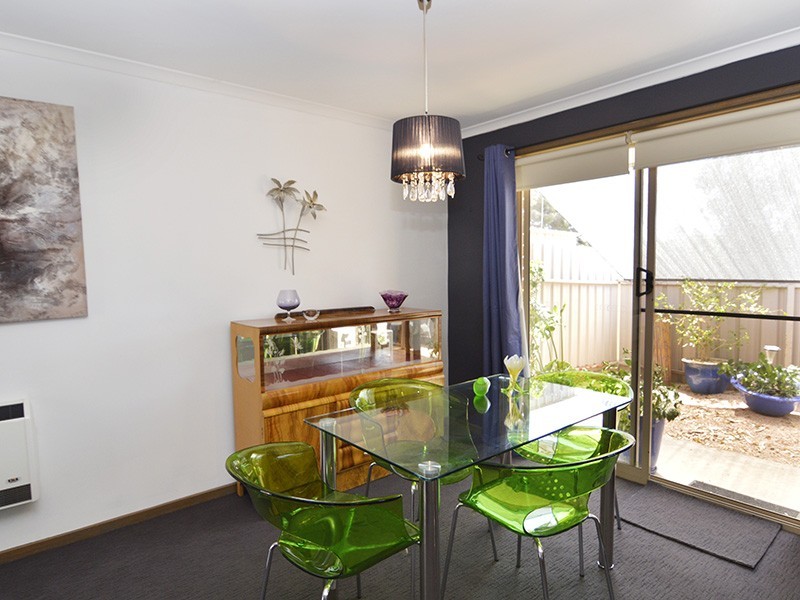 8/221 Adams Street, Wentworth NSW 2648