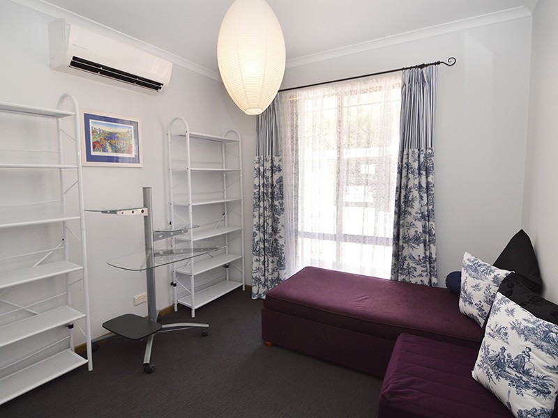 8/221 Adams Street, Wentworth NSW 2648