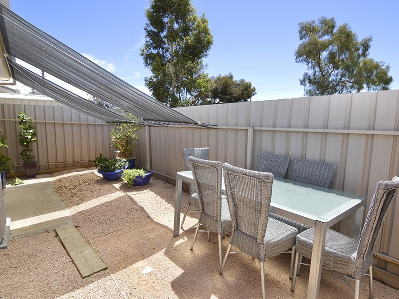 8/221 Adams Street, Wentworth NSW 2648