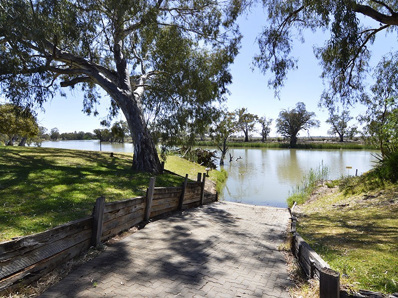 8/221 Adams Street, Wentworth NSW 2648