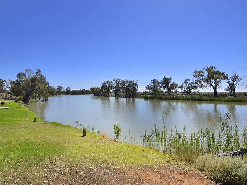 8/221 Adams Street, Wentworth NSW 2648