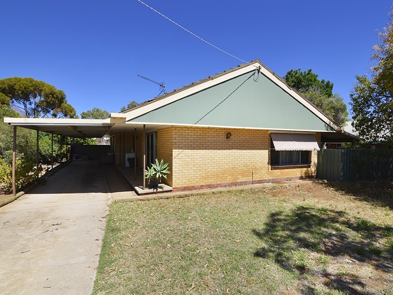 17 Foster Street, Merbein VIC 3505