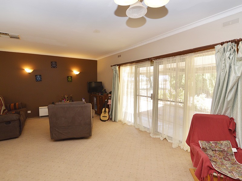 17 Foster Street, Merbein VIC 3505