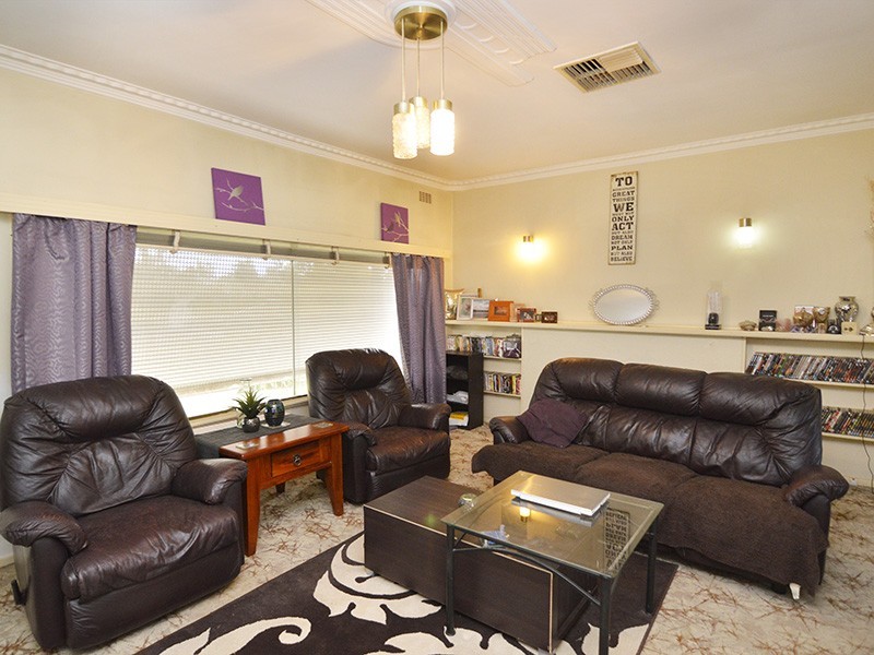 98 Thirteenth Street, Mildura VIC 3500