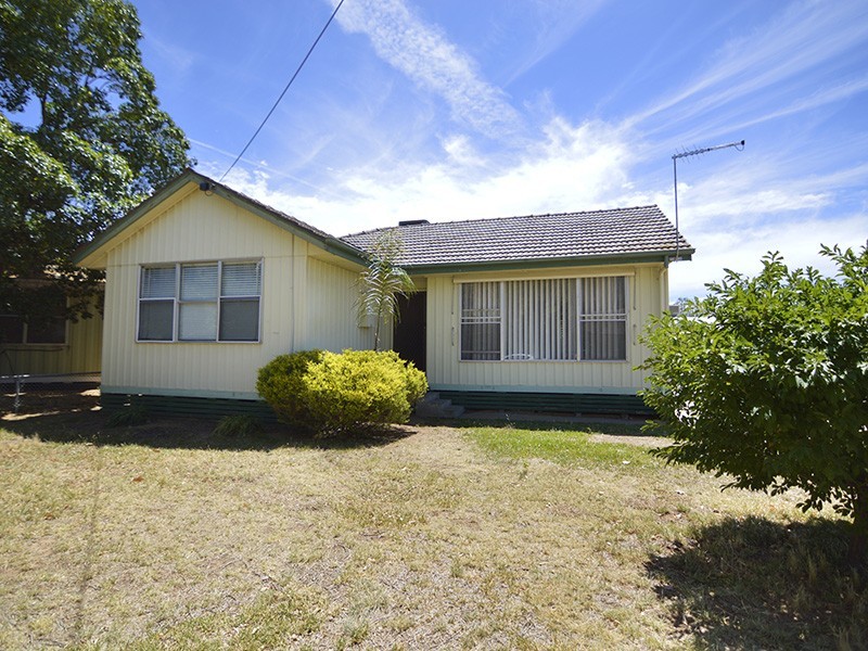 6 Weir Cresent, Mildura VIC 3500