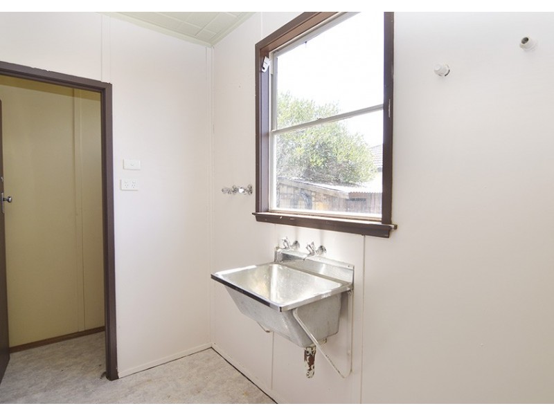 6 Weir Cresent, Mildura VIC 3500