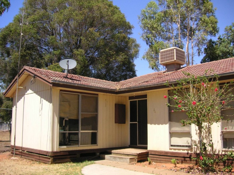 24 Morris Street, Robinvale VIC 3549