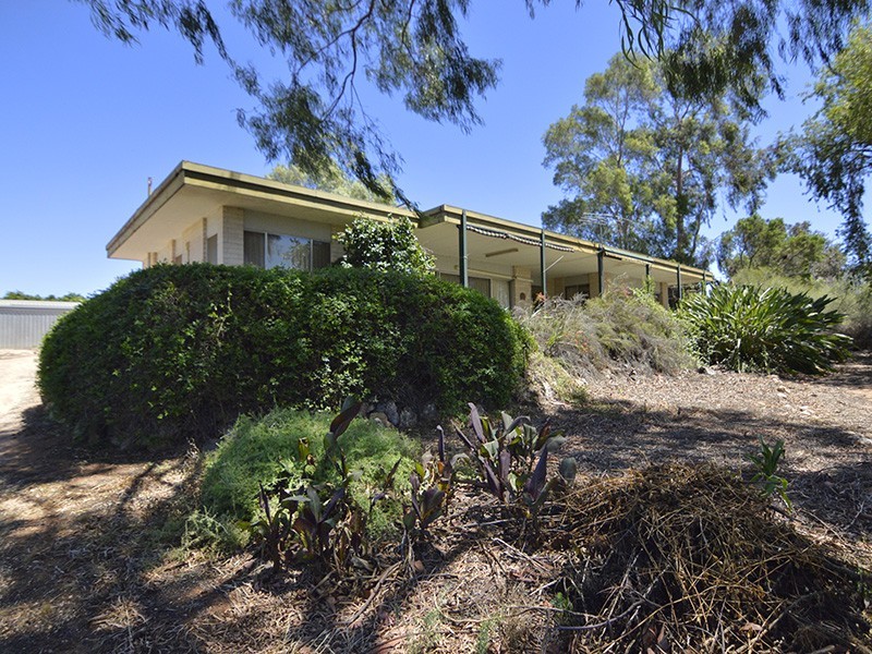 3150 Kulkyne Way, Colignan VIC 3494